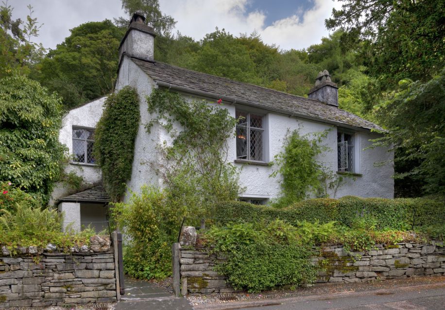 Lake District: 3-Day Small Group Tour From Manchester - Meeting Point Information