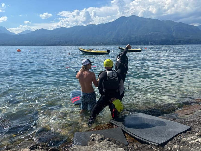 Lake Garda: Adrenaline-filled adventure with the e-foil - Key Points