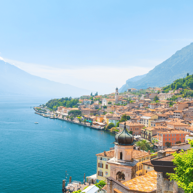 Lake Garda: Between Desenzano Del Garda and Sirmione - Experiencing the Boat Journey