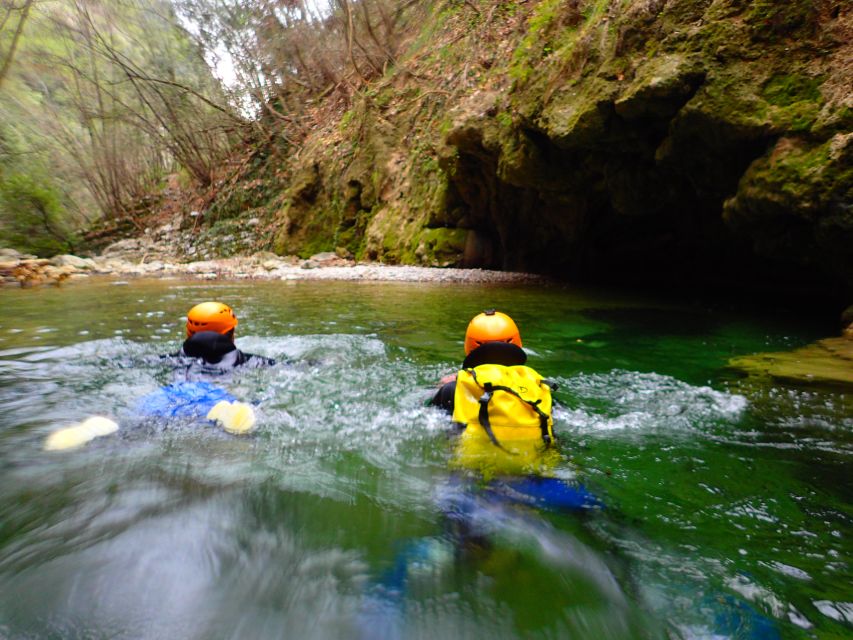 Lake Garda: Canyoneering in Torrente Vione - Meeting Point and Booking