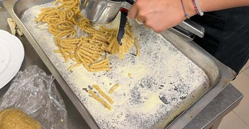 Lake Garda: Small Group Cooking Class Experience With Wines - Dining in a Villa