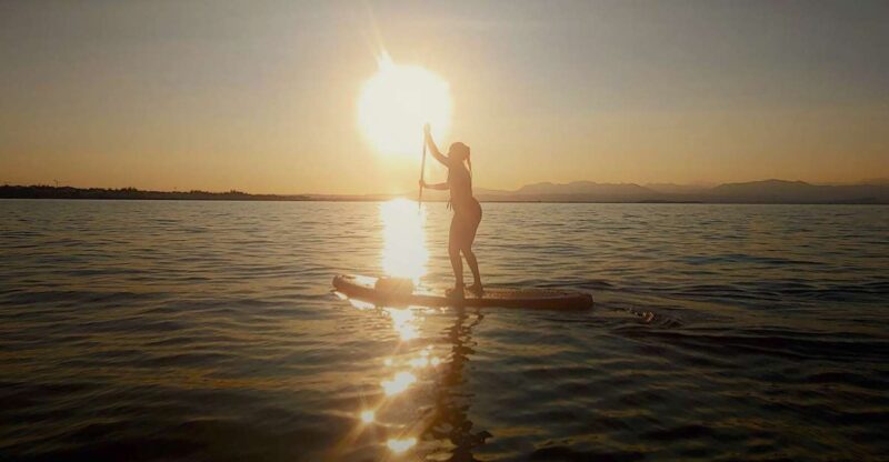 Lake Garda: Stand up Paddleboard Experience With Dry Bag - Equipment and Safety