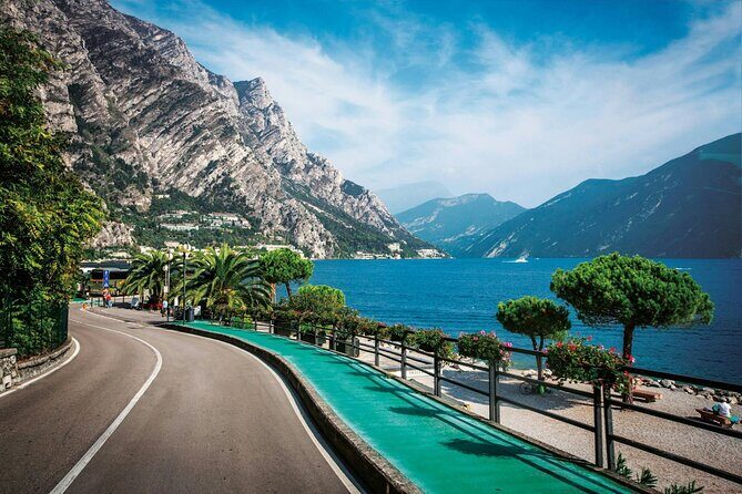 Lake Garda Tour with Boat Trip from Western Hotels - Discovering the Charm of Lake Garda: A Detailed Review of the Guided Tour