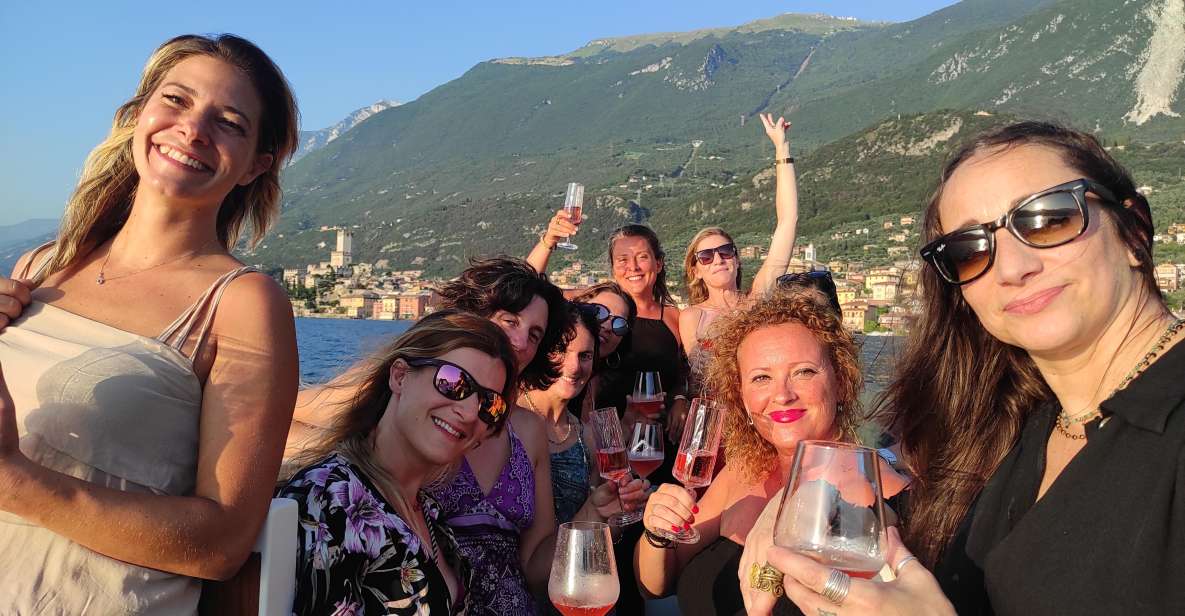 Lake Garda Tour With Onboard Aperitif 4 Hours - Itinerary Highlights