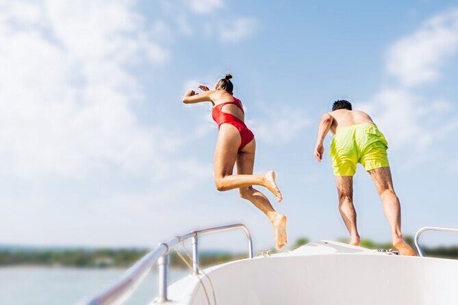 Lake Leelanau 4 Hour Tour - What You Can Expect from the Lake Leelanau 4-Hour Tour