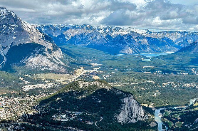Lake Louise and Banff National Park Tour - Concluding with Lake Louise