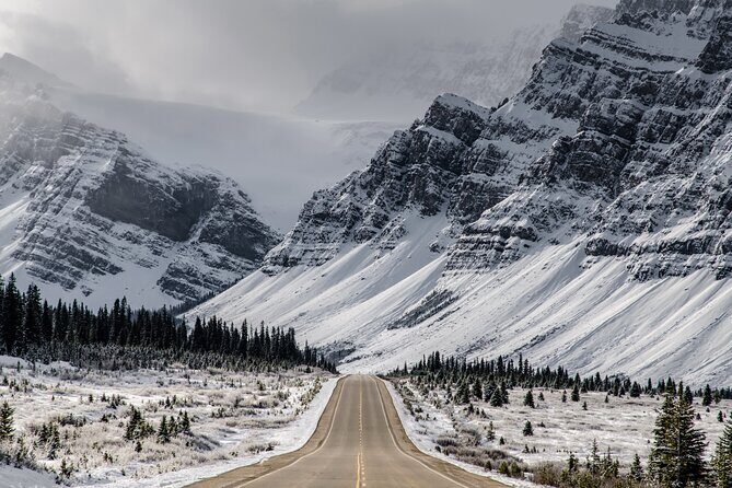 Lake Louise and Icefields Parkway Winter Tour - Key Points