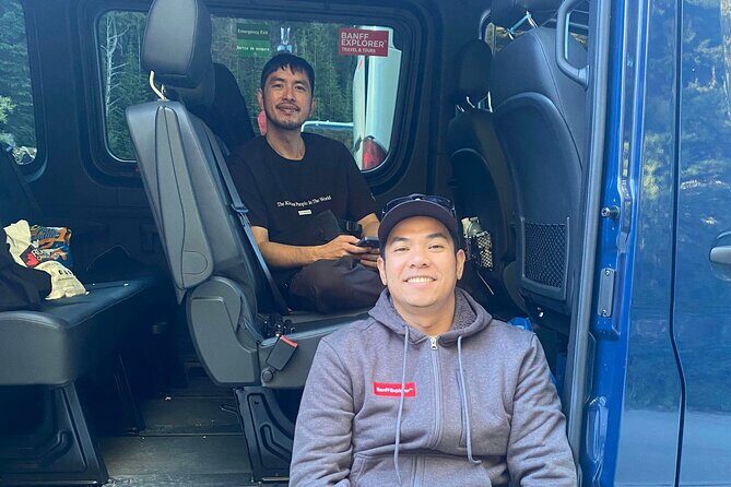 Lake Louise: Hassle-Free Private Transfer to Calgary YYC Airport - What’s Included and Additional Details