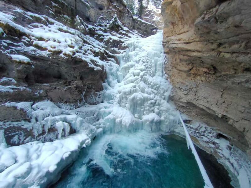Lake Louise, Johnston Canyon Bow Falls Surprise Corner Tour - FAQ