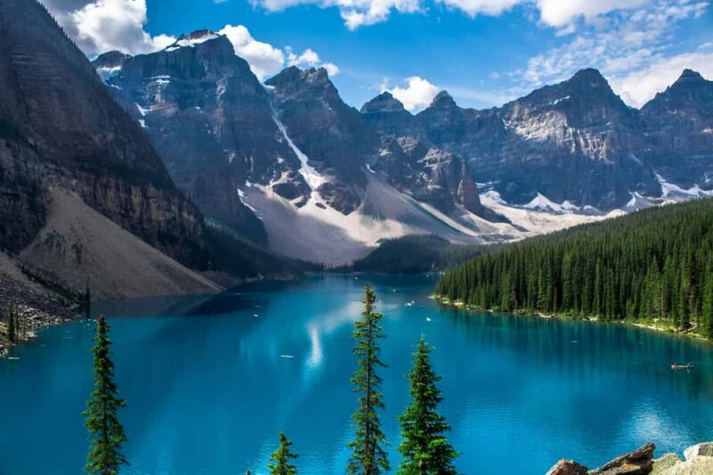 Lake Louise, Moraine Lake: English & Spanish Day Trip - FAQ