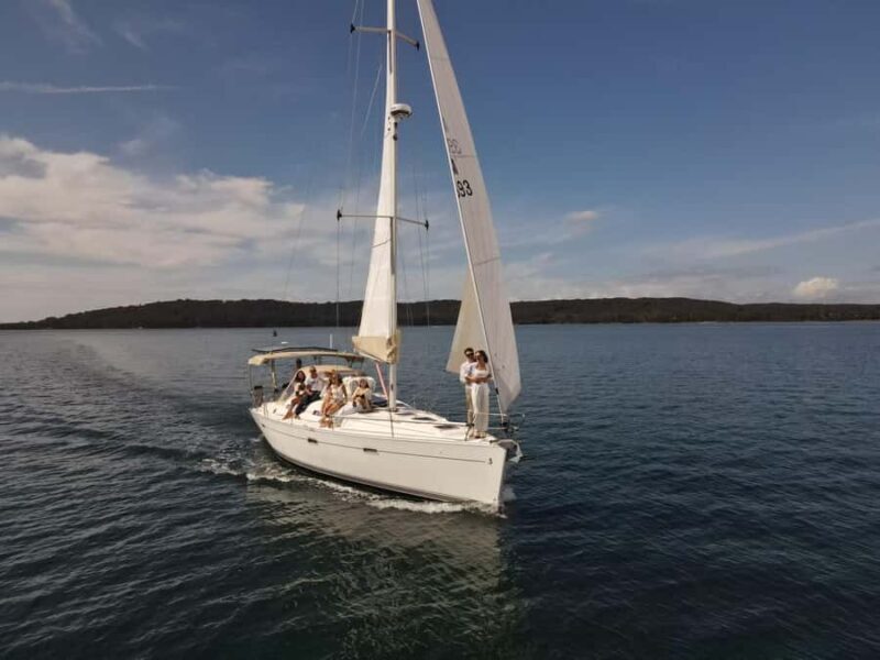Lake Macquarie: luxury small group yacht cruise - Analyzing the Value