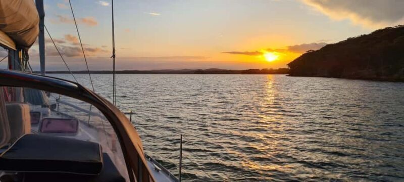 Lake Macquarie: luxury sunset small group yacht cruise - Practical Details: What You Need to Know