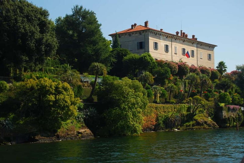 Lake Maggiore: Borromean Islands Taxi Boat Tickets and Lunch - Introduction