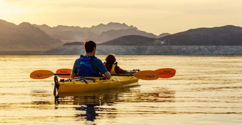 Lake Mead: Sunset Kayaking Tour with Dinner and Campfire - Setting the Scene: What to Expect