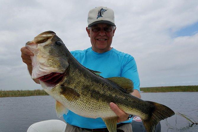 Lake Okeechobee Fishing Trips Near Palm Beach Florida - Accessibility Features