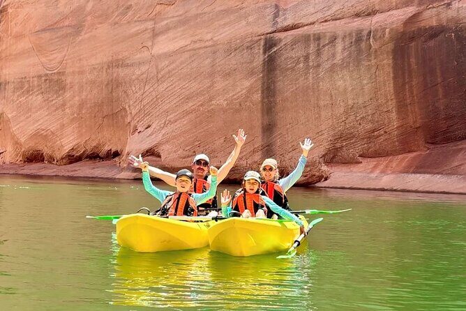 Lake Powell Kayak and Water Antelope Canyon Hike Guided Tour - Exploring the Itinerary in Detail