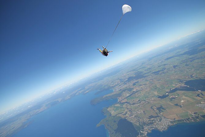 Lake Taupo 12,000-Foot Tandem Skydiving - FAQ