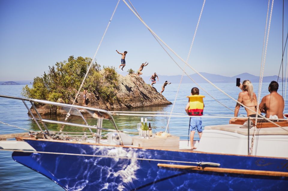 Lake Taupo: Sailing Trip to the Maori Rock Carvings - Important Information
