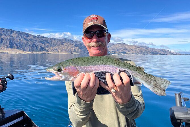 Lake Wakatipu Queenstown: 6 hour Fishing Adventure by Boat - Key Points