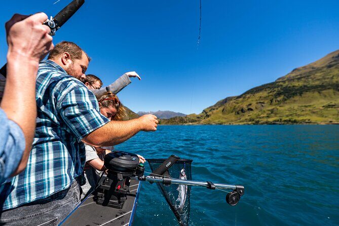 Lake Wakatipu Queenstown: 6 hour Fishing Adventure by Boat - Value for Money