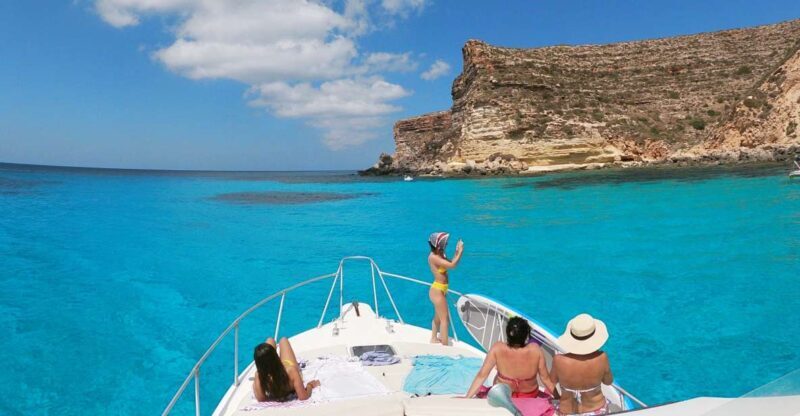 Lampedusa: Boat Tour with Lunch Sapore di Mare - Exploring the Lampedusa Boat Tour with Lunch Sapore di Mare: A Detailed Review