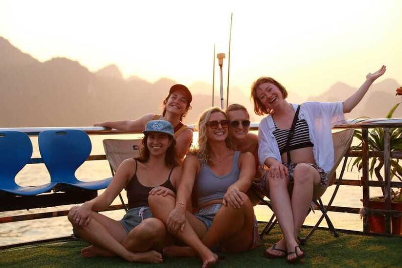Lan Ha Bay Sunset and Night Kayak With Bioluminescence - Traditional Vietnamese Dinner on the Water