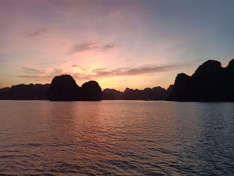 Lan Ha Bay Sunset and Night Kayak With Bioluminescence - Exploring Cai Beo Floating Village
