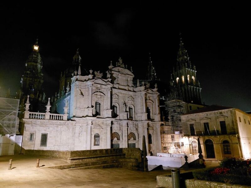 Land of Legends & Meigas Night Tour in Santiago - Customer Feedback