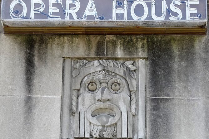 Landmarks Downtown-West Walking Tour - Accessibility and Requirements