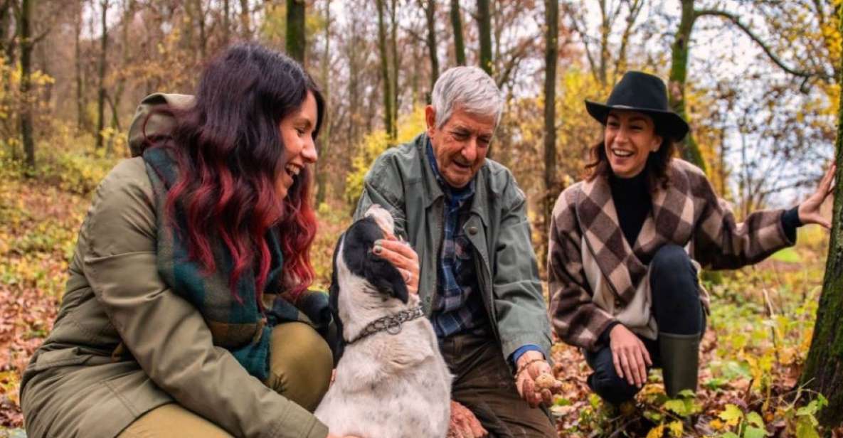 Langhe: Truffle Hunting Tour at Sunset - Unique Truffle Hunting Experience