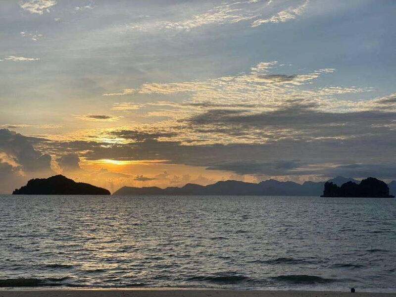 Langkawi: River Cruise and Sunset Cruise Lunch Available - Sunset at the Andaman Sea
