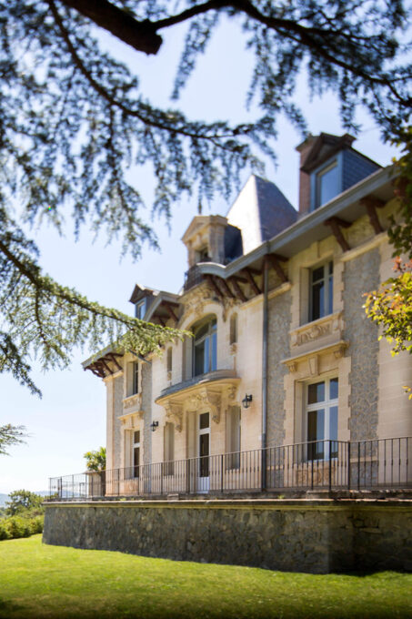 Languedoc: Heritage Tour & Tasting at Domaine De Baronarques - Tour Details and Logistics