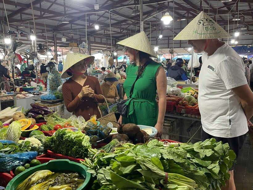 Lantern Making, Coconut Basket Boat Ride and Cooking Class - Key Points