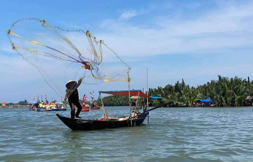 Lantern Making, Coconut Basket Boat Ride and Cooking Class - Pickup and Drop-off Details