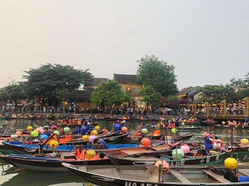 Lantern Release and Night River Boat Experience in Hoi An - Booking and Cancellation