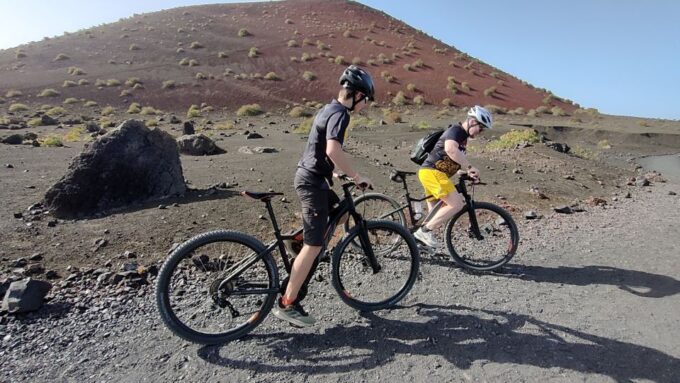 Lanzarote: Guided Ebike Tours Around the Volcanoes - Experience the Volcanic Landscapes