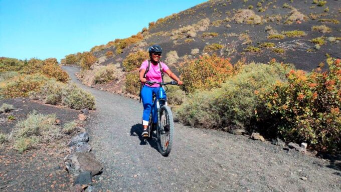Lanzarote: Guided Ebike Tours Around the Volcanoes - Discovering Lanzarotes Unique Terrain