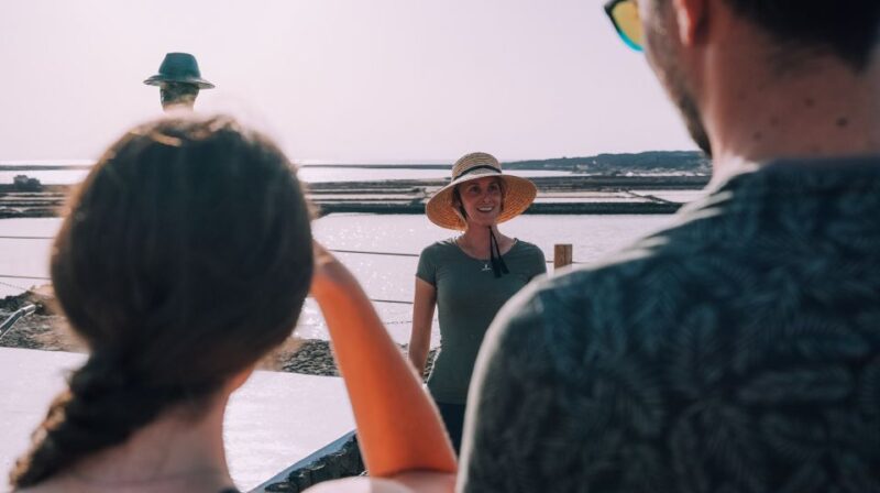 Lanzarote: Janubio Salt Flats Guided Tour - Good To Know