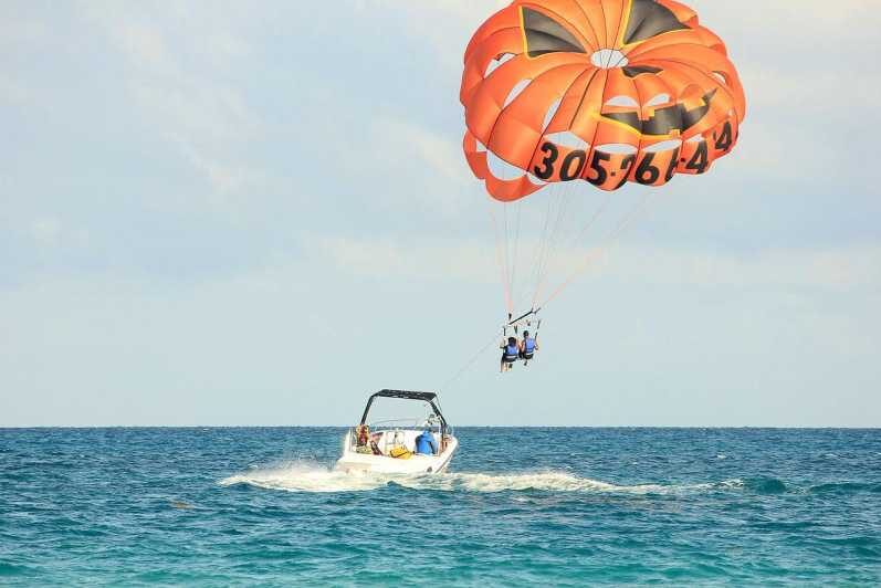 Lanzarote: Parasailing Adventure in Puerto del Carmen - Setting the Scene: What You Can Expect