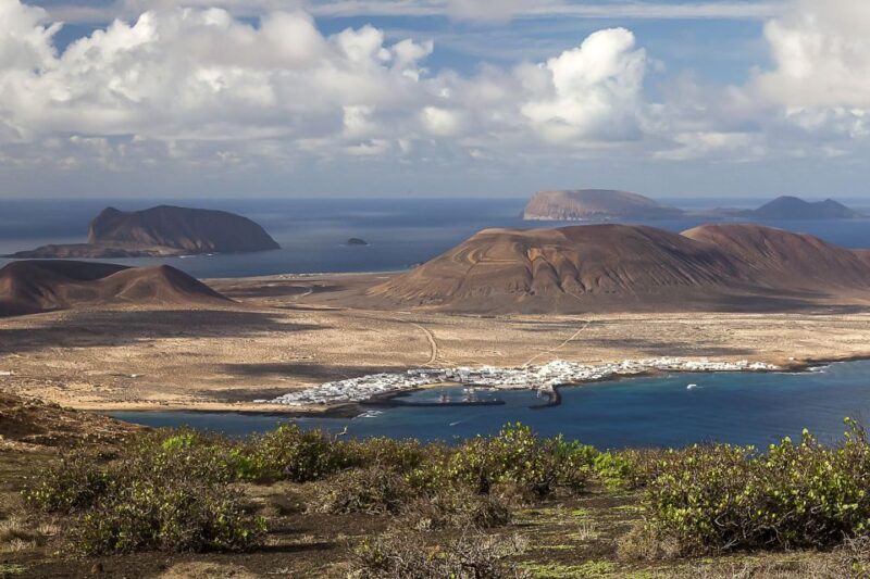 Lanzarote: Roundtrip Ferry Ticket to La Graciosa With Wi-Fi - Customer Feedback