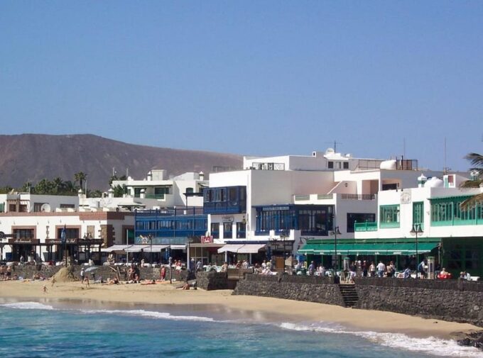 Lanzarote Shopping From Caleta De Fuste (Fuerteventura) - Booking and Cancellation