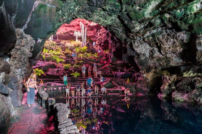 Lanzarote: Timanfaya Park, Jameos Del Agua & Green Cave Day Trip - Frequently Asked Questions