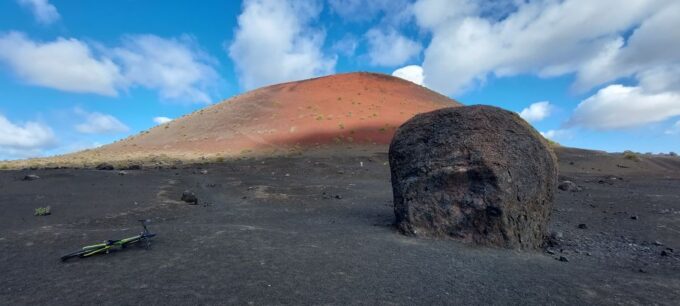 Lanzarote: Timanfaya Volcanic Natural Park E-Bike Tour - Tour Highlights and Included Features