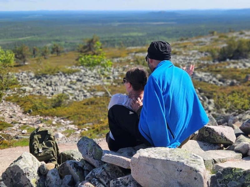 Lapland: Guided Hiking Tour in the Pristine Nature in Luosto - An Introduction to the Luosto Hiking Experience