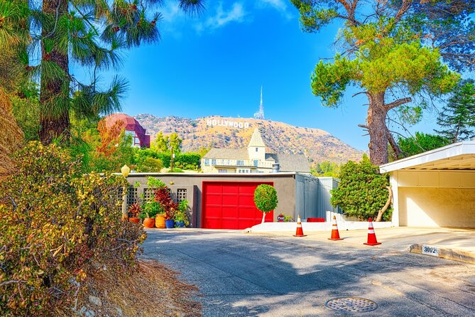 LAs Iconic Tour: Celeb Homes, Walk of Fame, Rodeo & Santa Monica - Exploring the Tour at Your Own Pace