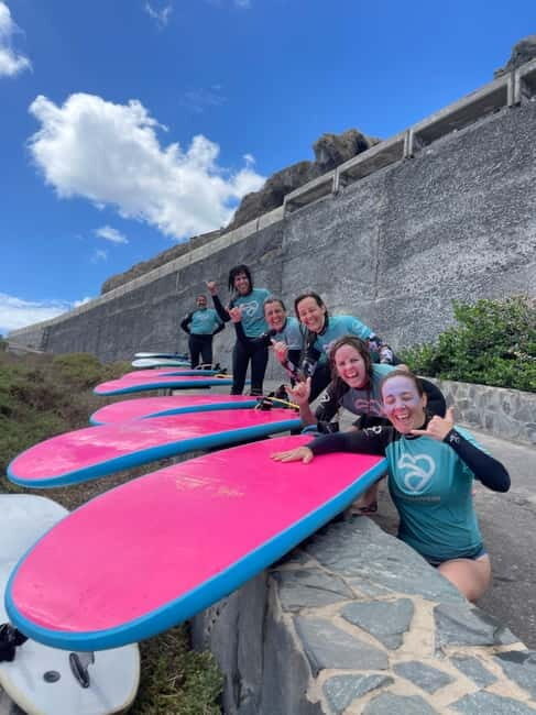 Las Palmas de Gran Canaria: Surfing lessons at La Laja beach - Practical Details and Tips