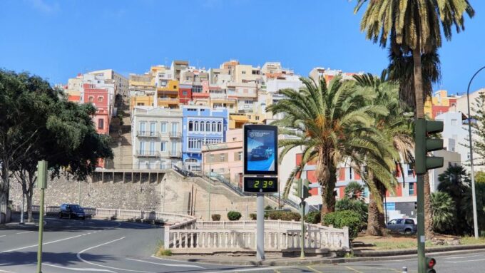 Las Palmas: Old Town Highlights Self-Guided Walking Tour - Frequently Asked Questions