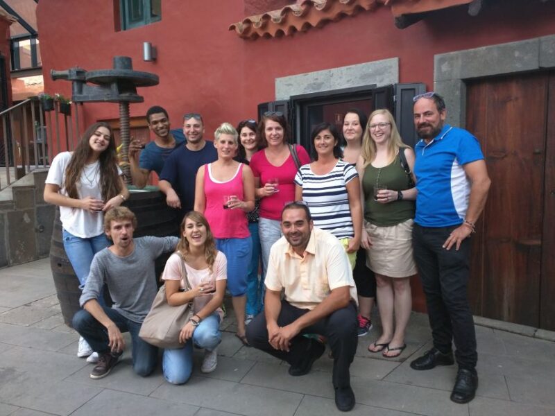 Las Palmas: Private Old City Guided Walking Tour With Tapas - Experience Highlights