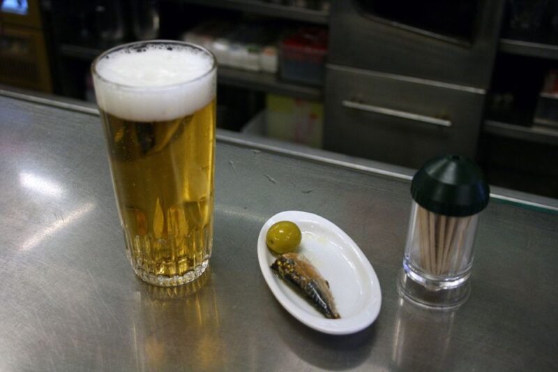 Las Palmas: Tapas and Drinks in the Beauty of the Old City - Tour Features and Highlights