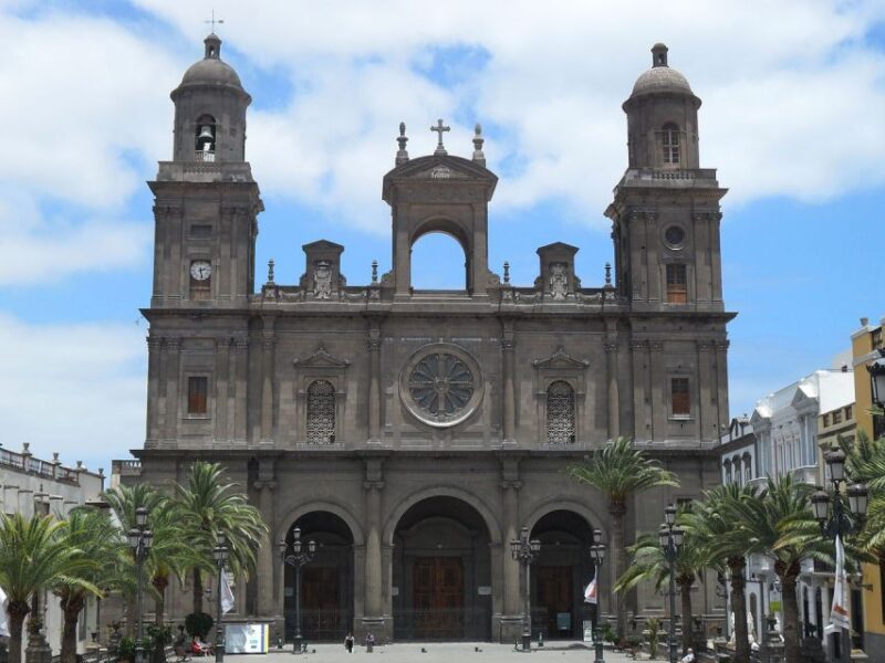 Las Palmas: Tapas and Drinks in the Beauty of the Old City - Personalized Small Group Tours